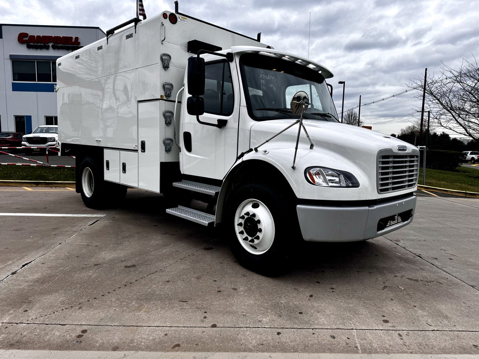 2024 FREIGHTLINER M2106 Campbell Supply